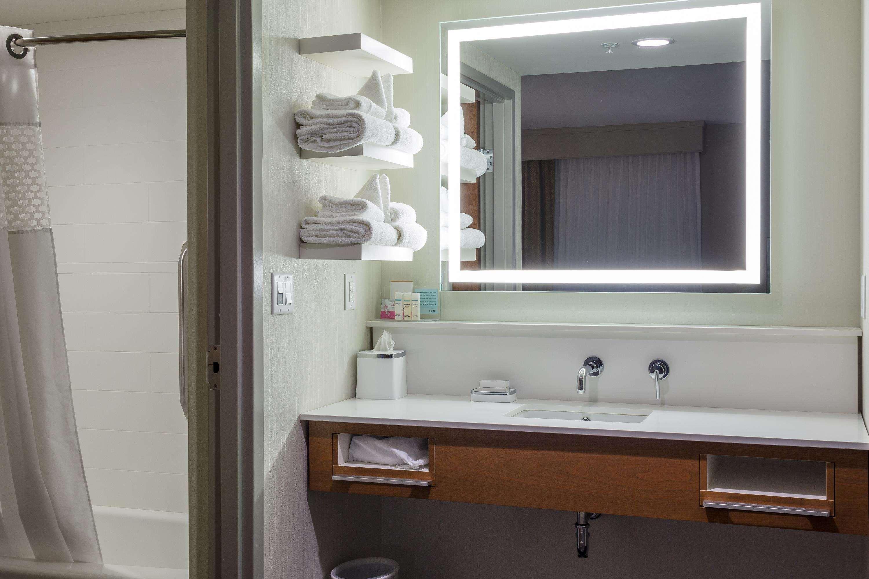 Hampton Inn & Suites - Knoxville Papermill Drive, Tn Εξωτερικό φωτογραφία